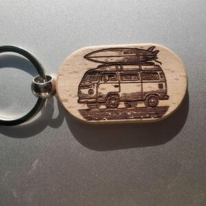 Wooden keychain engraved with a campervan